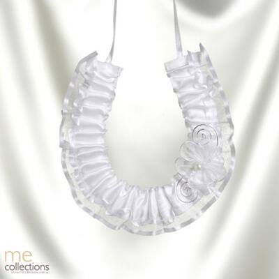 Satin with organza horseshoe