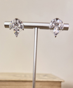 Diamante studs
