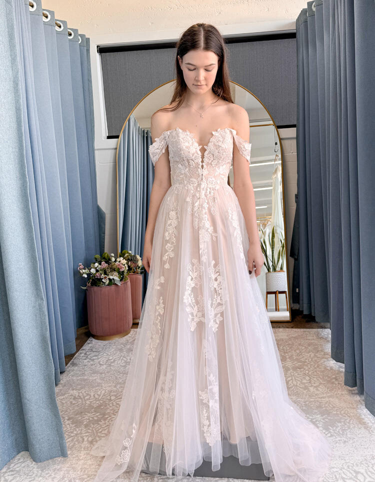Forget Me Knot Amaia