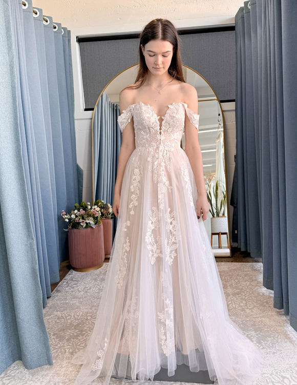 Forget Me Knot Amaia