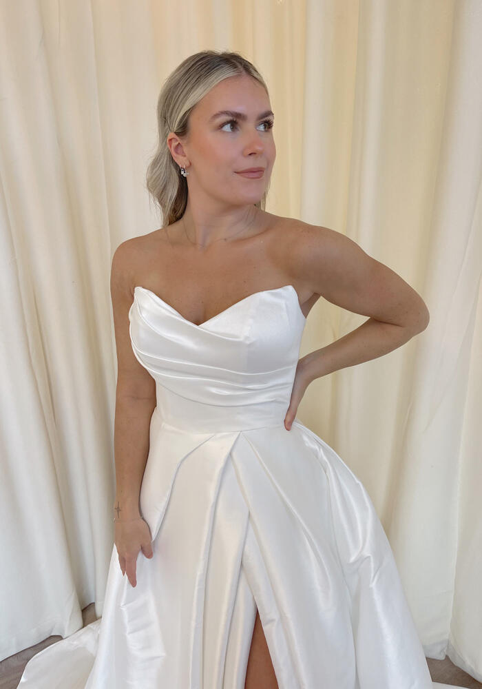 Forget Me Knot Coventry | Wedding Dress New Zealand