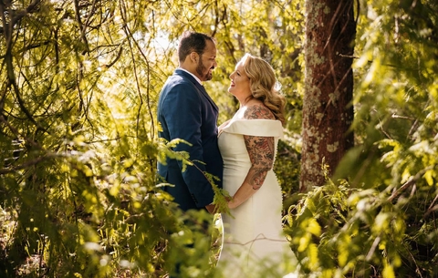 Sunny Auckland Lodge Wedding
