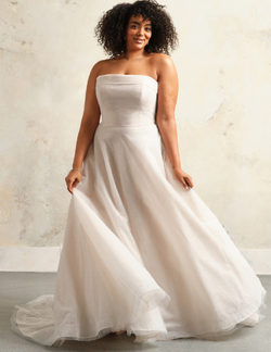 Rebecca Ingram Elizabeth Wedding Dress