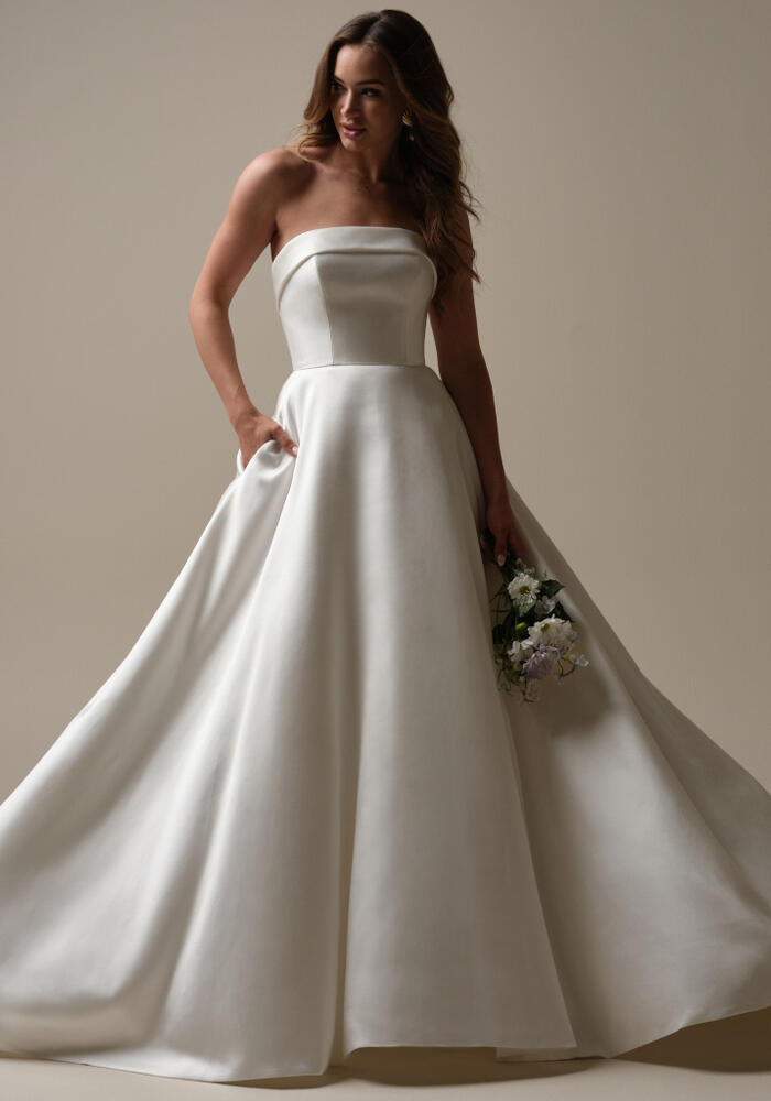 Rebecca Ingram Elizabeth Marie Wedding Dress