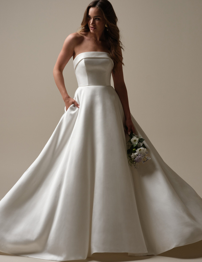 Rebecca Ingram Elizabeth Marie Wedding Dress