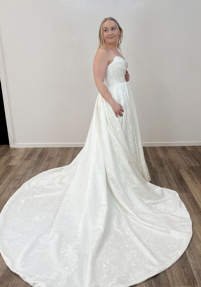 Forget Me Knot Genoa | Wedding Dress New Zealand