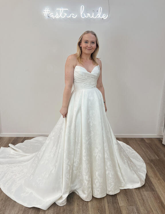 Forget Me Knot Genoa