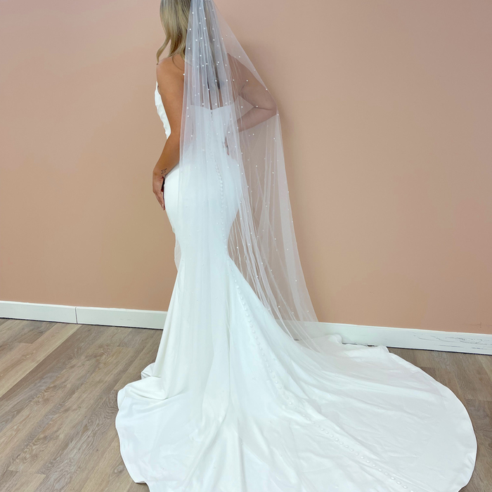 Scattered Pearls 90"