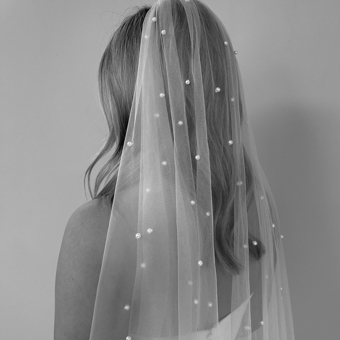 Scattered Pearls 120"