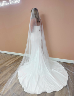 Scattered Pearls 120"