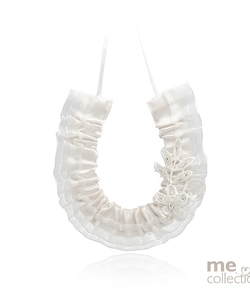 Satin & Lace Horseshoe