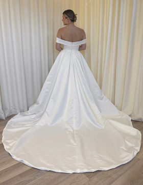 Forget Me Knot Isabel