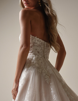 Rebecca Ingram Jalissa Wedding Dress