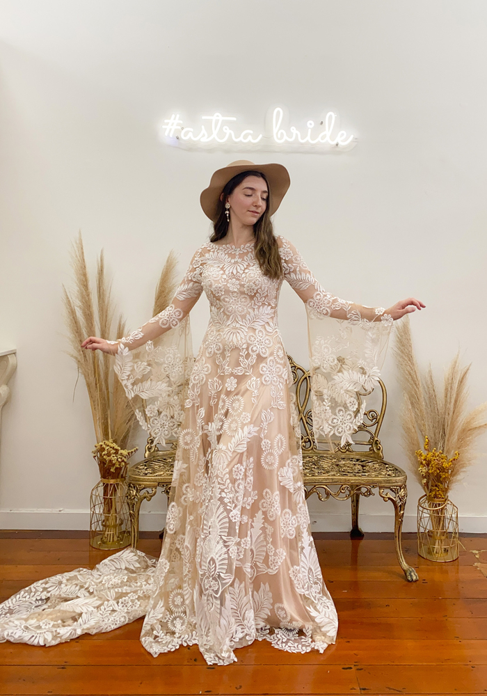 Forget Me Knot Katlyn