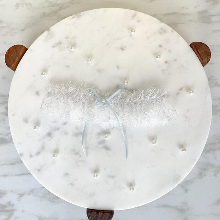 Chantilly lace garter