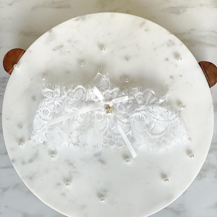 Chantilly lace garter