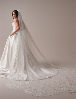 Maggie Sottero Maureen Wedding Dress