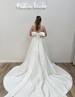 Custom Wedding Dresses NZ | Modern & Classic Styles | Astra Bridal