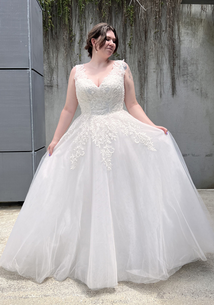 Forget Me Knot Pieter