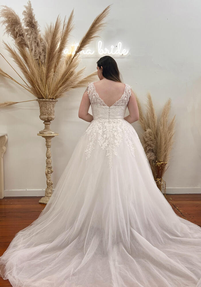 Forget Me Knot Pieter | Wedding Dress New Zealand