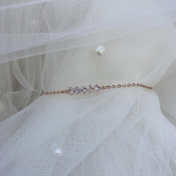 Diamante string