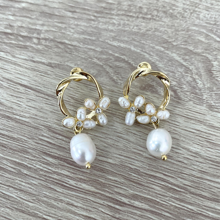 Pearl hoops