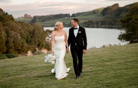 Picturesque Lodge wedding at Jakama Lodge