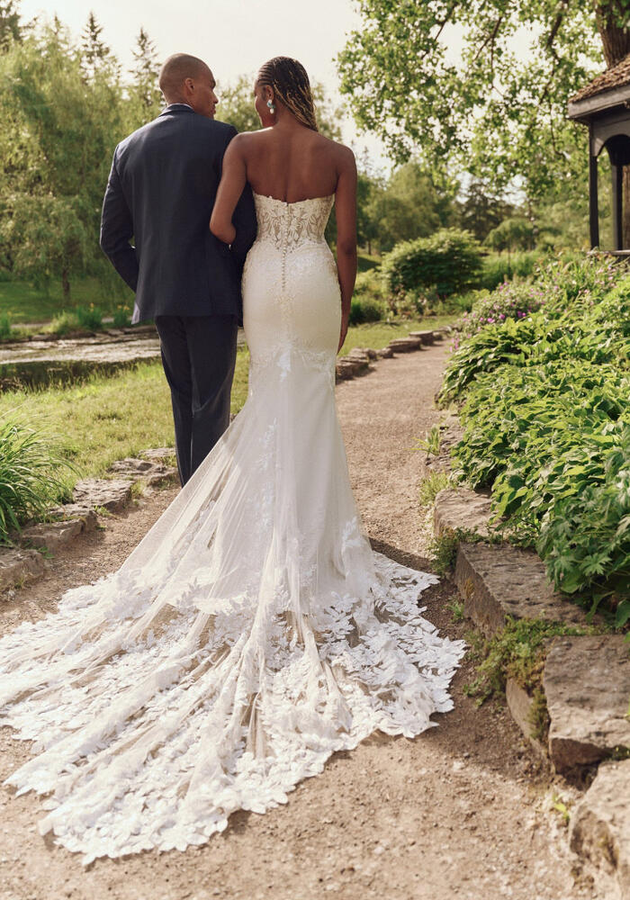 Maggie Sottero Yara Wedding Dress