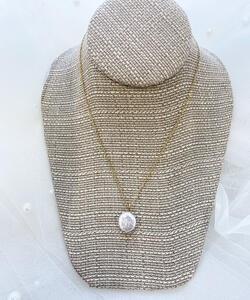 Coin pearl necklace