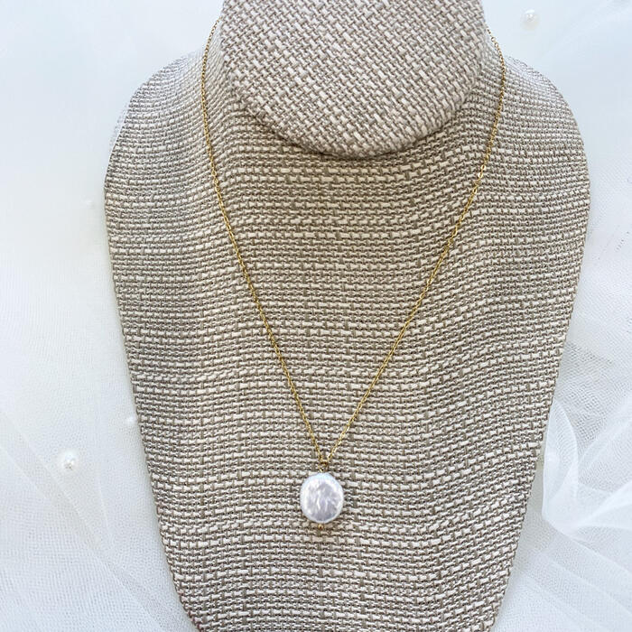 Coin pearl necklace