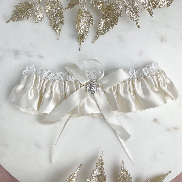 Luxe satin garter