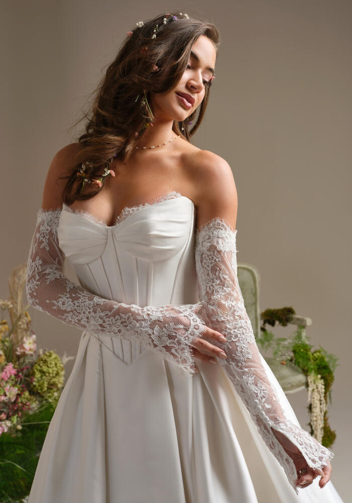 Rebecca Ingram Zorina Wedding Dress
