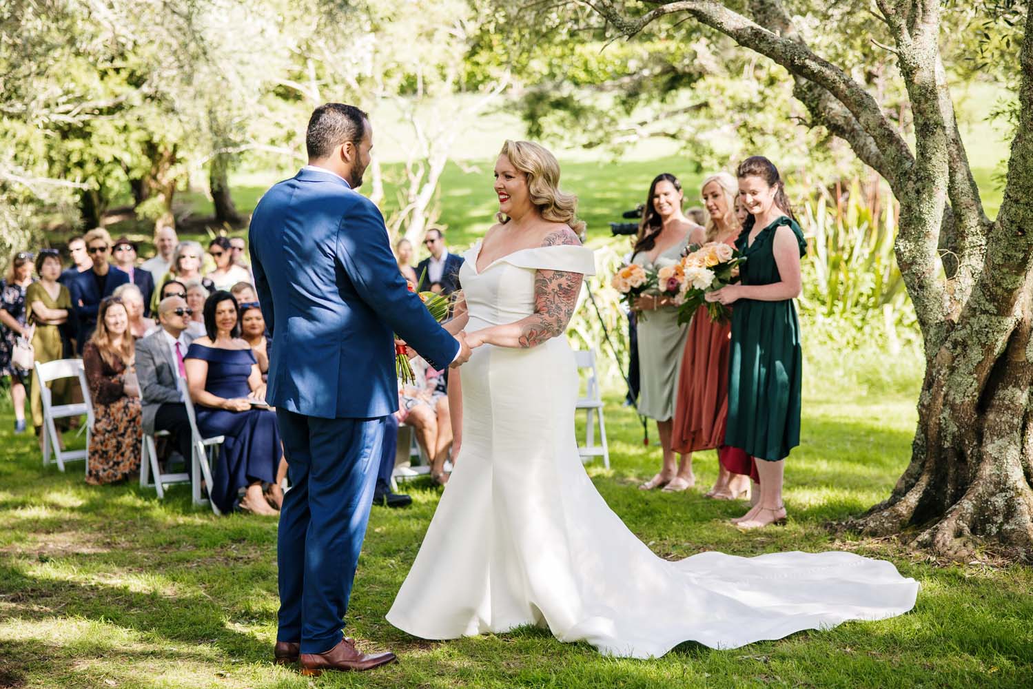 Sunny Auckland Lodge Wedding