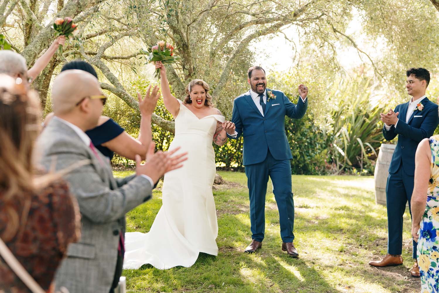 Sunny Auckland Lodge Wedding