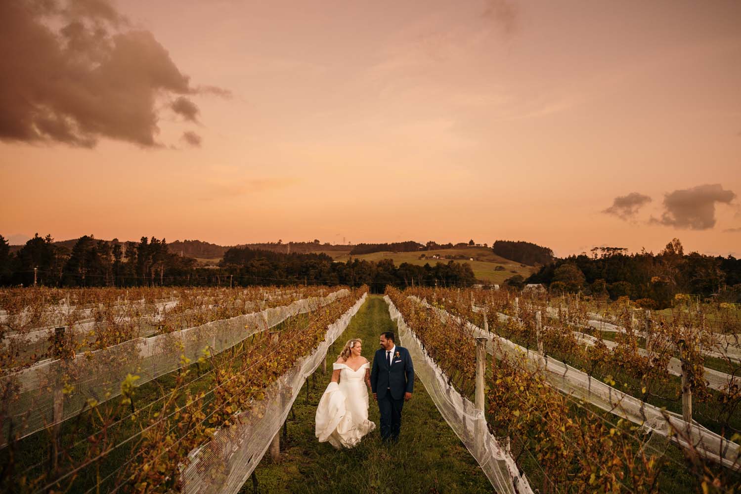 Sunny Auckland Lodge Wedding
