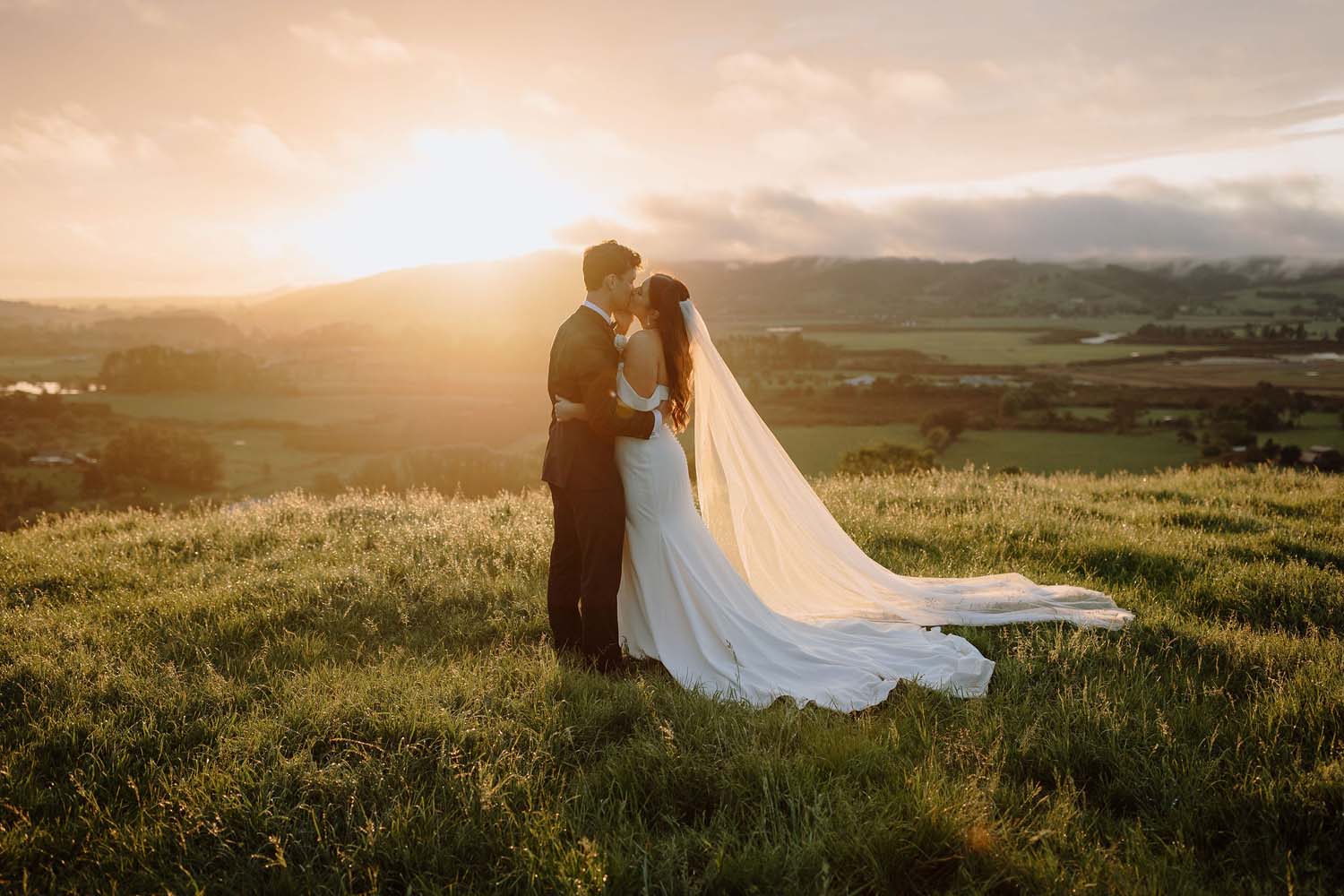Charming Spring Wedding in Auckland
