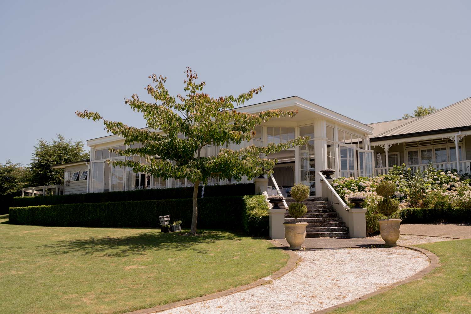 Elegant Outdoor Wedding at Hedges Estate