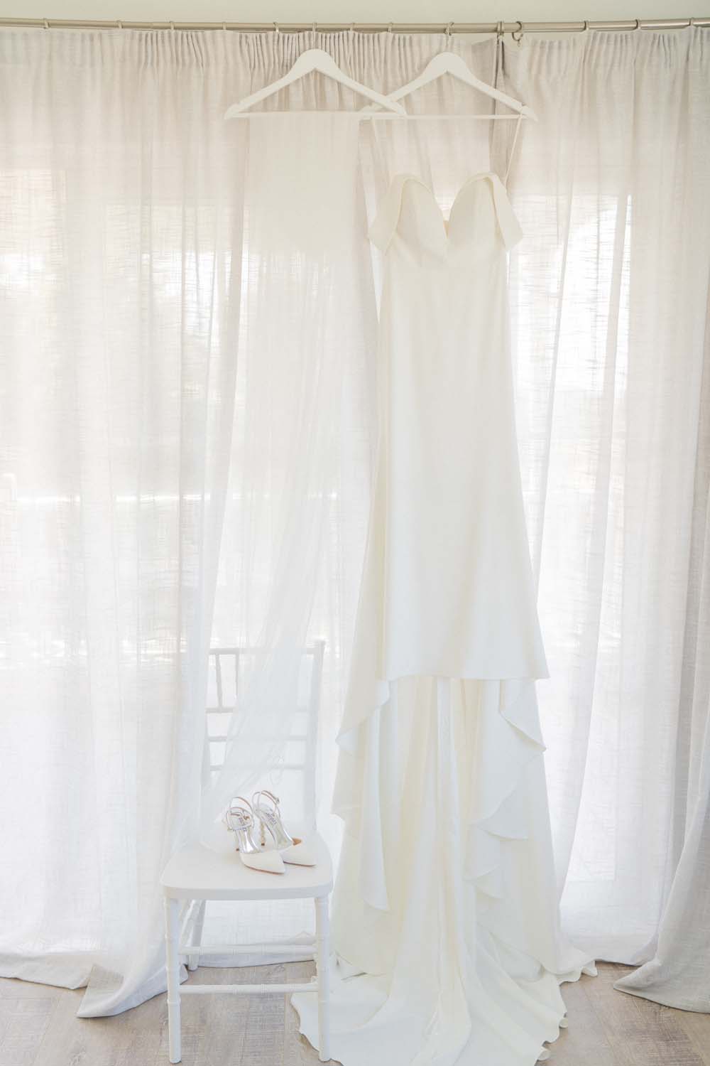 Elegant Outdoor Wedding at Hedges Estate