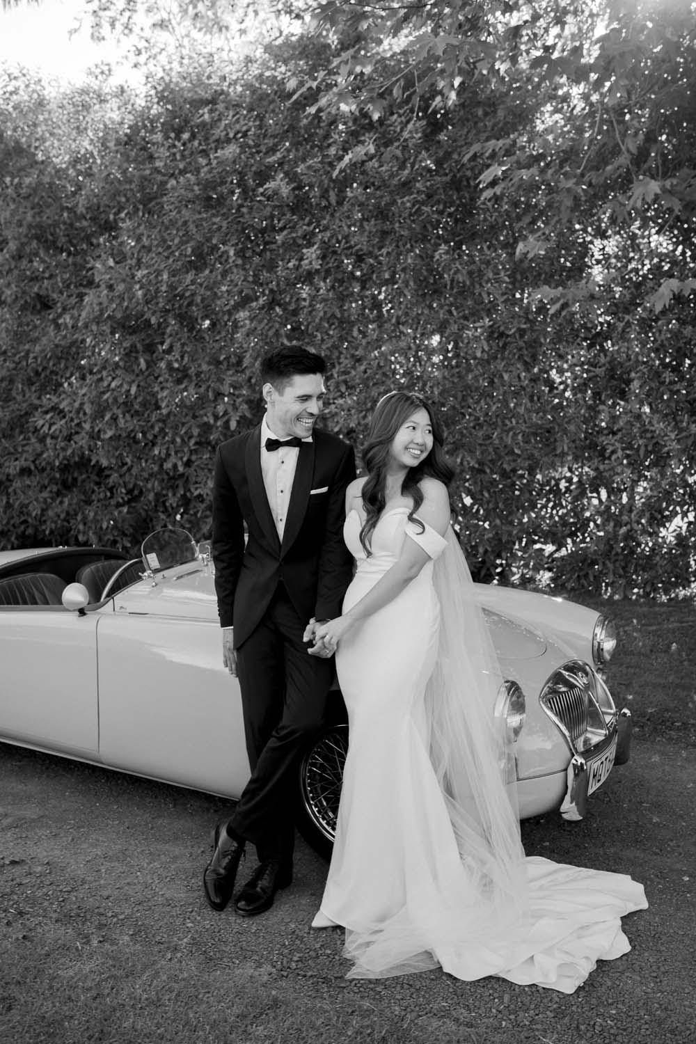 Elegant Outdoor Wedding at Hedges Estate