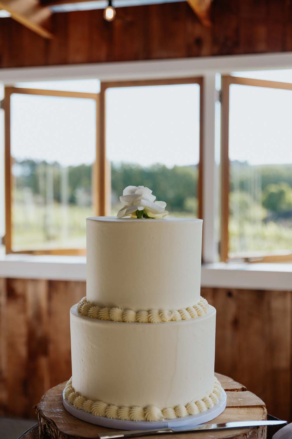 Scenic Vineyard Wedding at Turanga Creek 