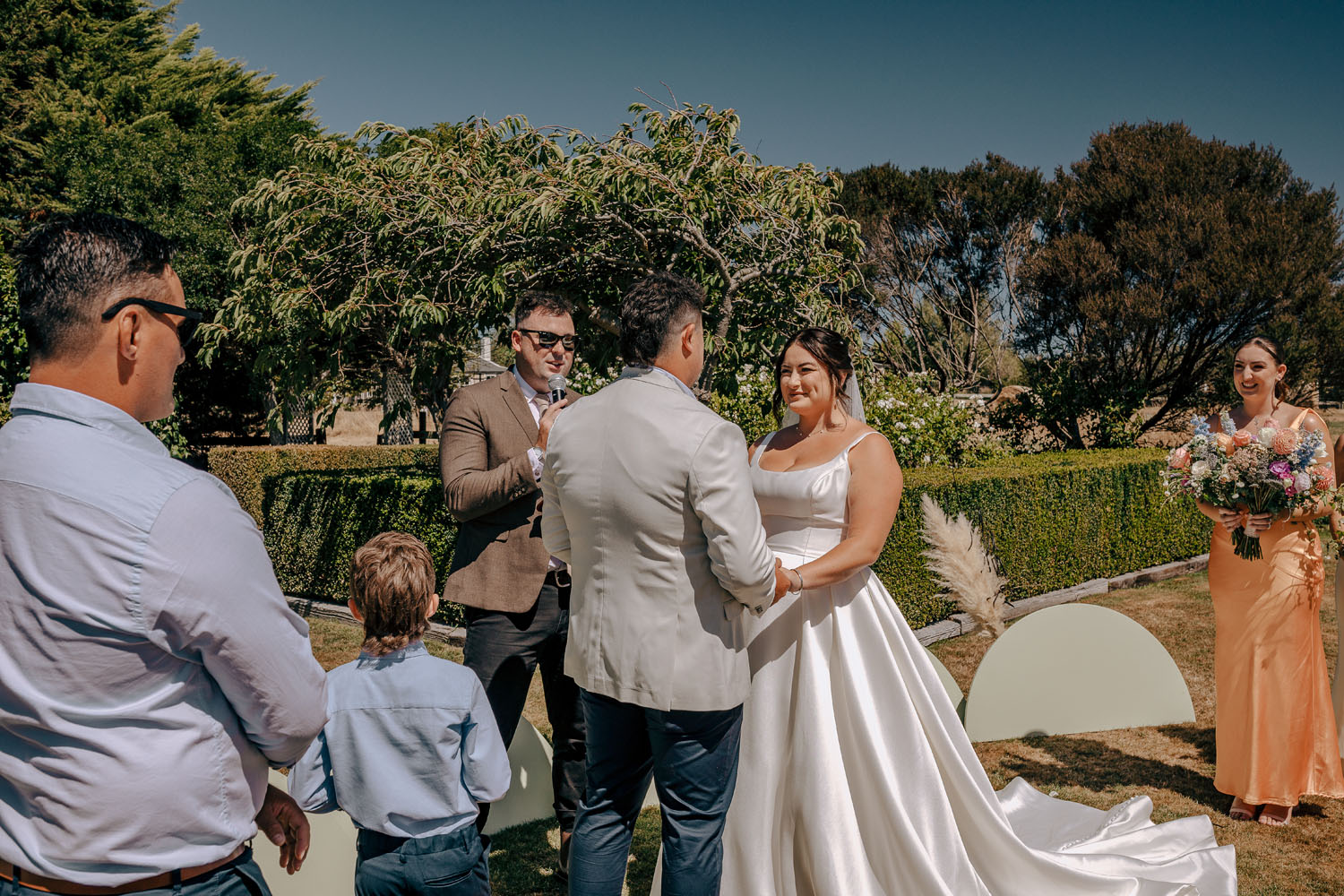 Sunny Summer Country Wedding at Brackenridge