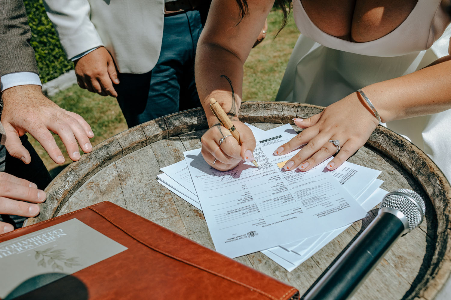 Sunny Summer Country Wedding at Brackenridge