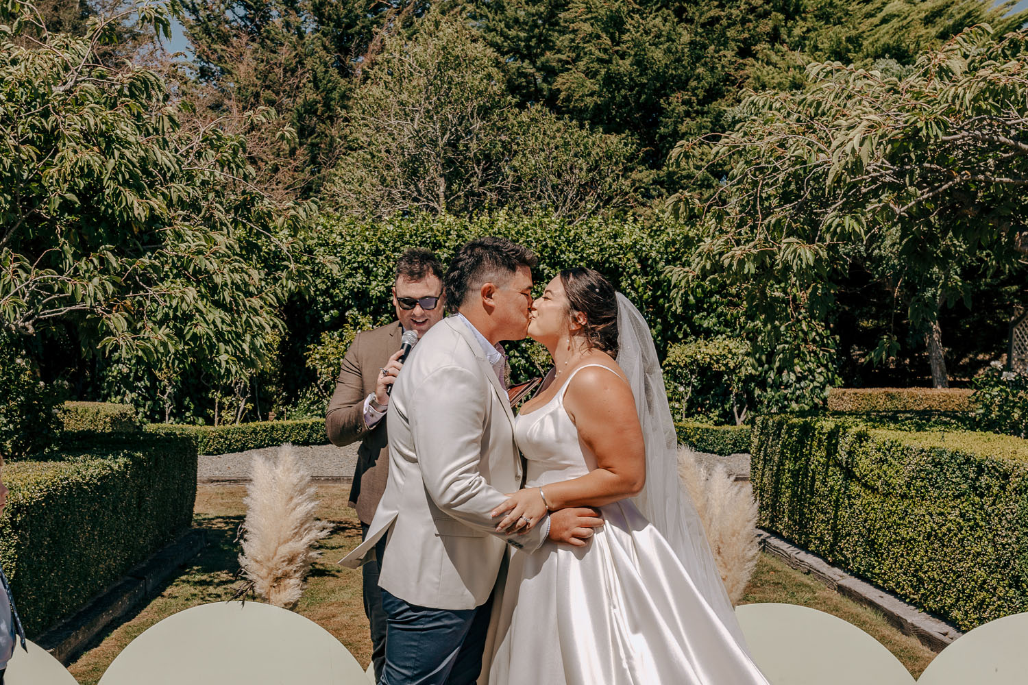 Sunny Summer Country Wedding at Brackenridge