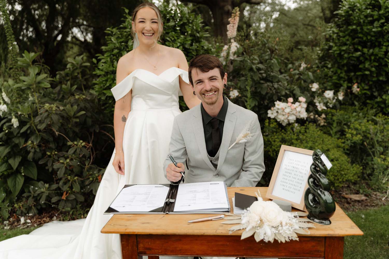 Elegant Garden Wedding in Masterton