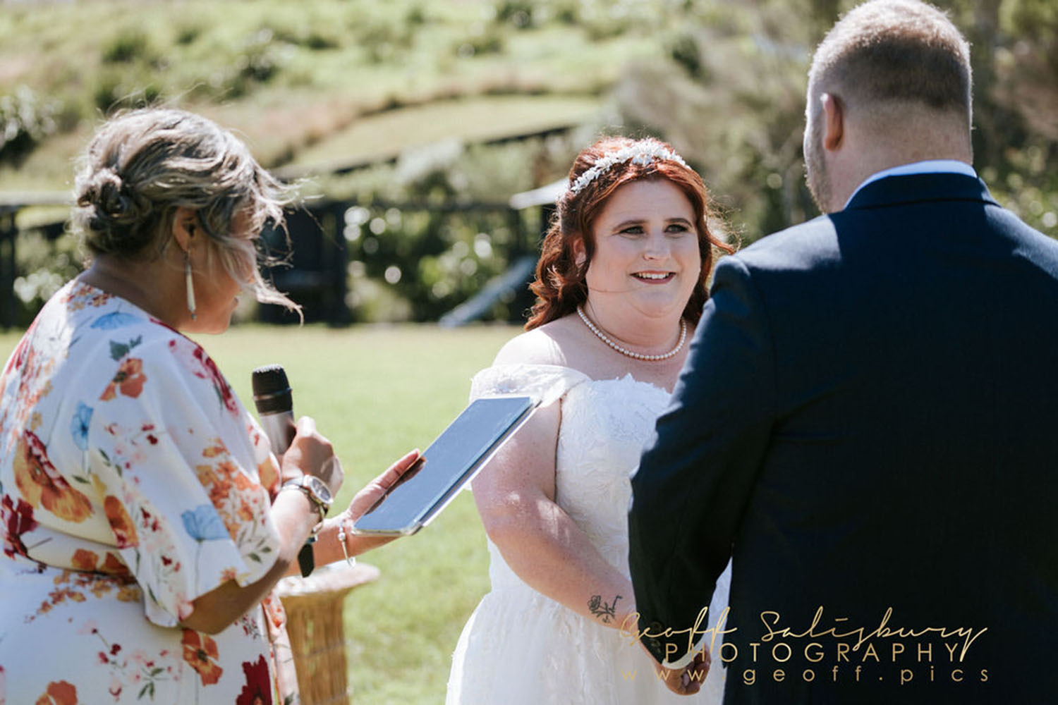 Intimate Beach Wedding at Muriwai