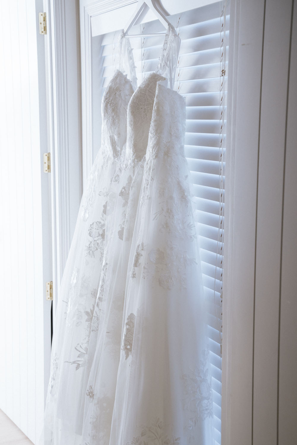 Intimate Beach Wedding at Muriwai