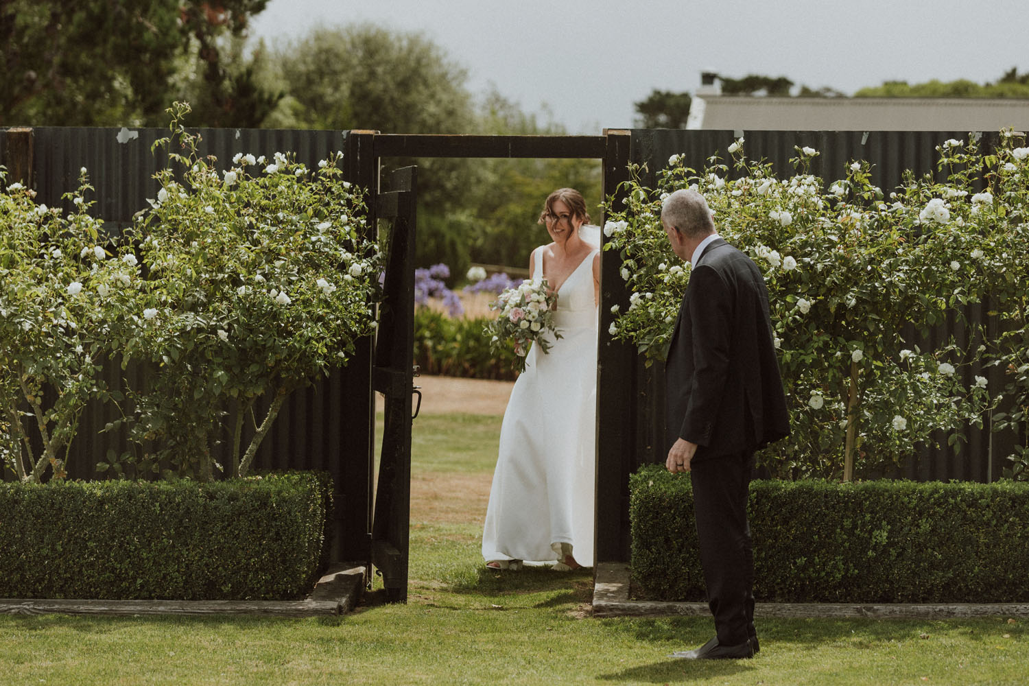 Cheerful Country Wedding in Martinborough