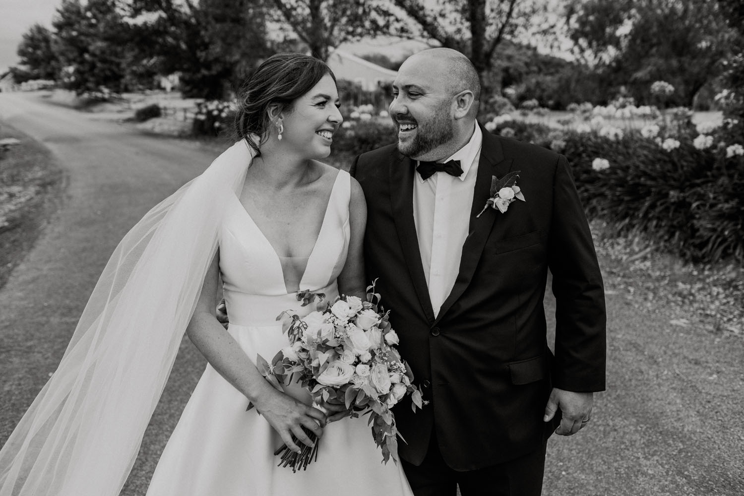 Cheerful Country Wedding in Martinborough