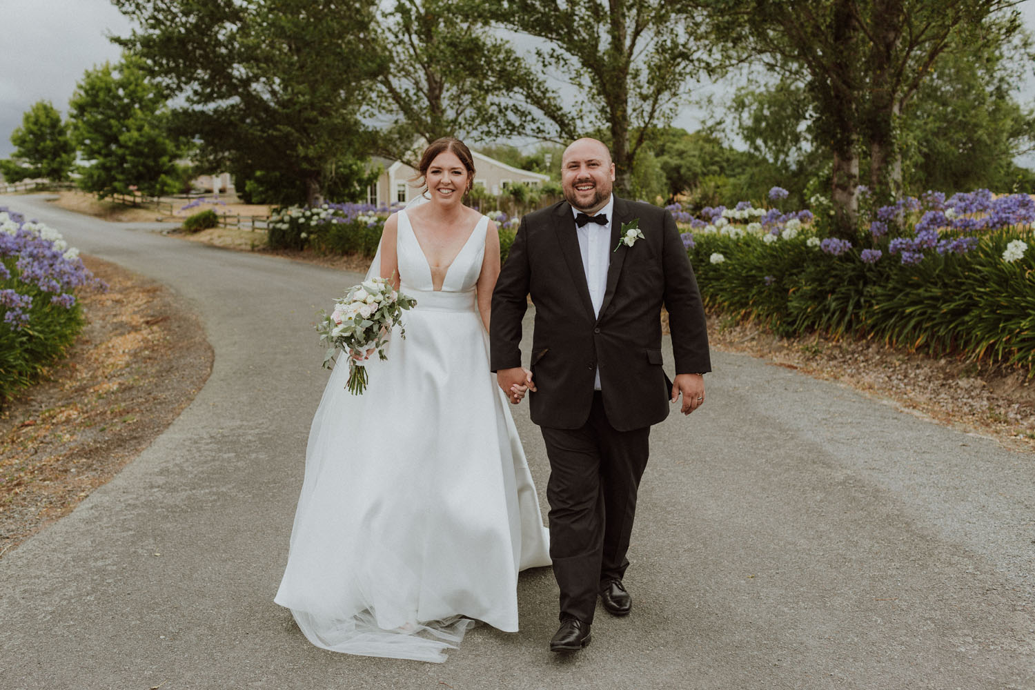 Cheerful Country Wedding in Martinborough