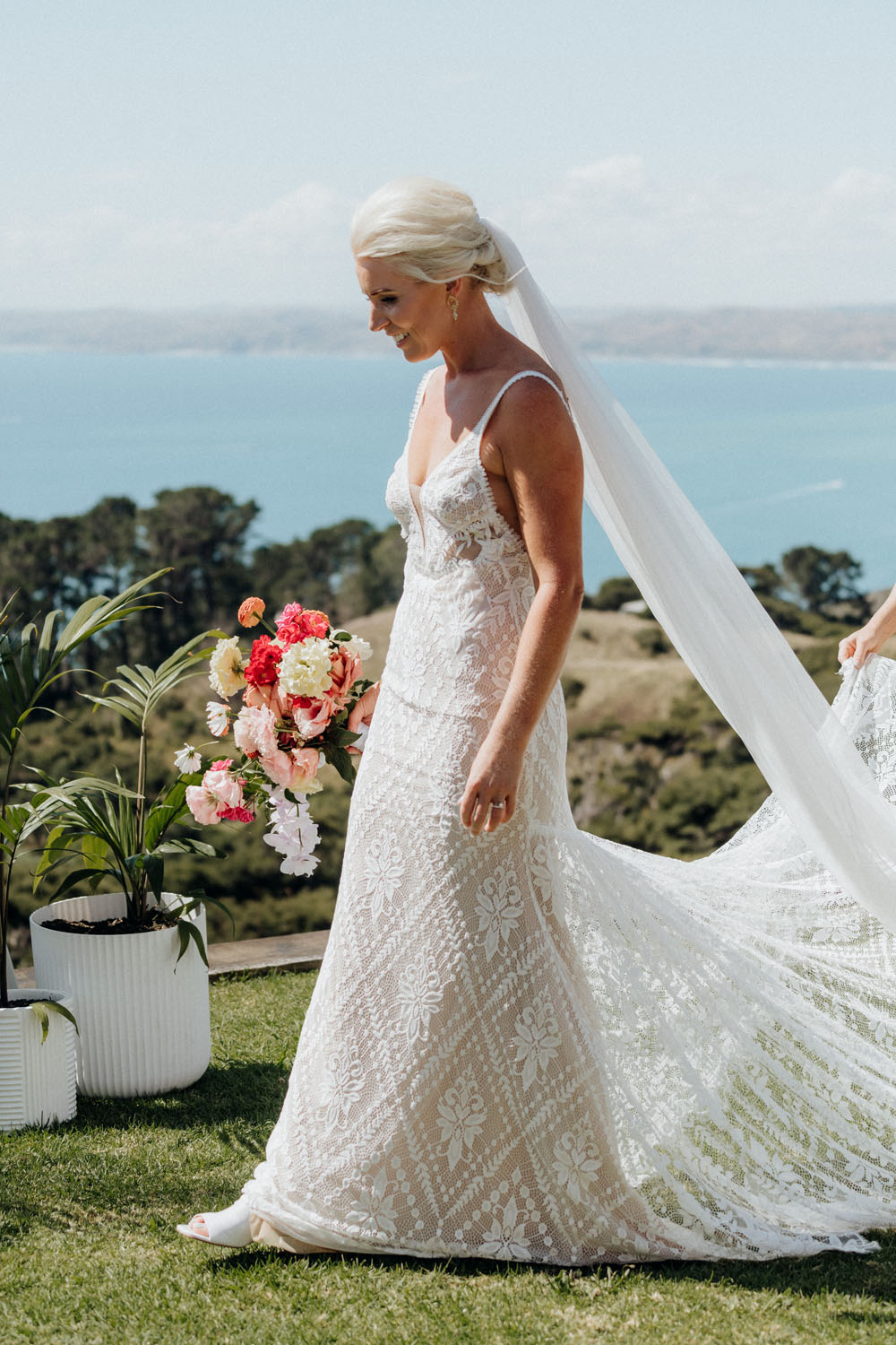 Relaxed and Fun Wedding in Raglan 